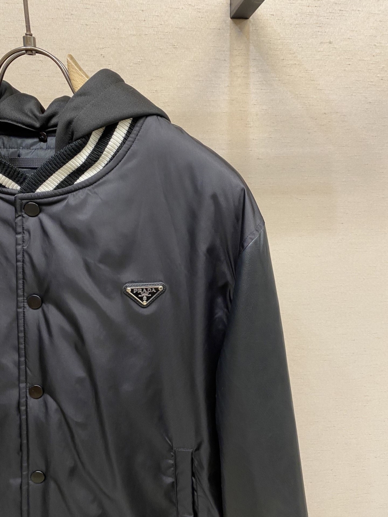 Pra*a outwear